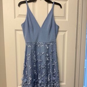 Dress the Population Darleen V-Neck Embroidered Mesh Cocktail Dress